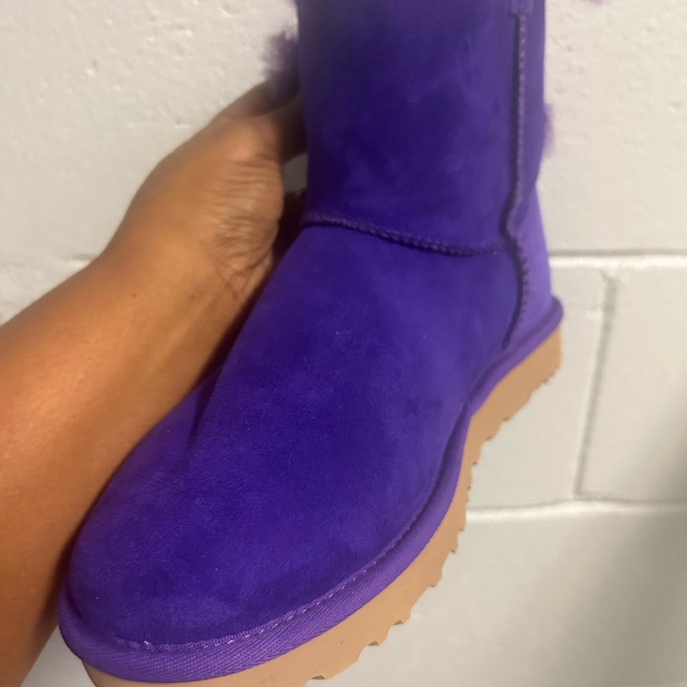 Beautiful Purple Uggs.